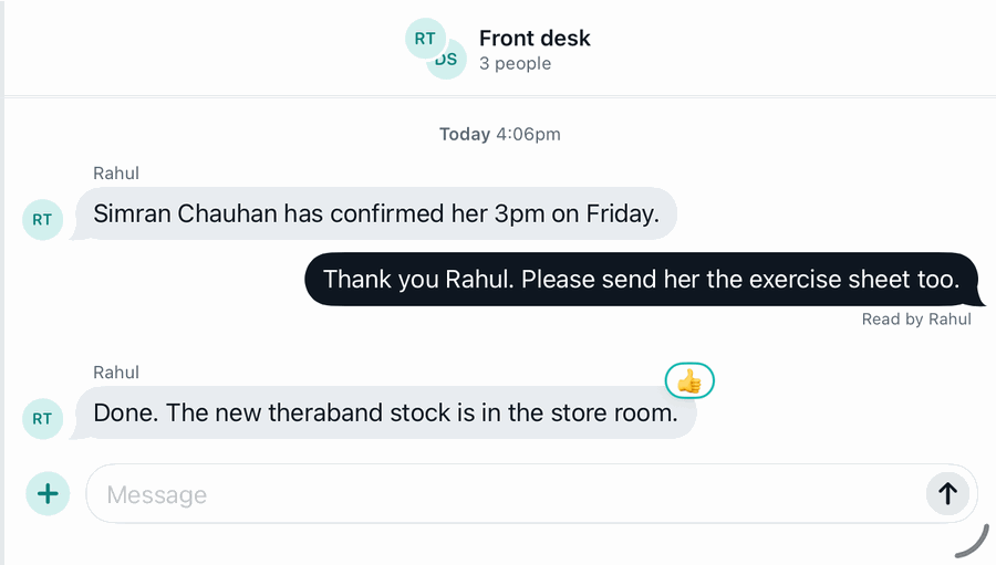 A Front desk group conversation in Clinidiary